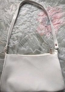 Chic White Croc Embossed Shoulder Bag