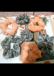 Set of 7 Scrunchies