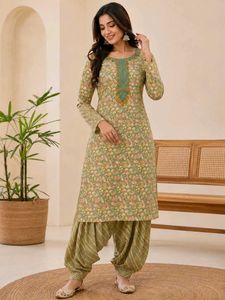 Elegant Green Floral Print Kurta Set