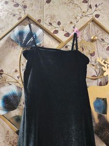 Women Velvet Slit Dress