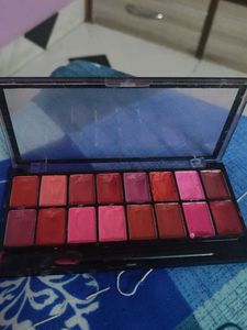 MarsLipstick Palette - Reds &amp; Pinks