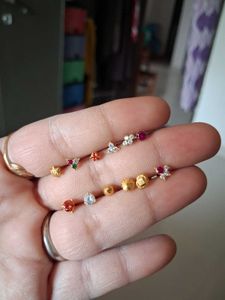 gold nosepin
