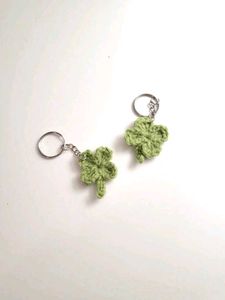 2 clover leaf keychain for 99 rupees only 🍀
