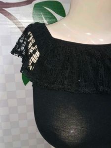 (539)Black Lace Bardot Top