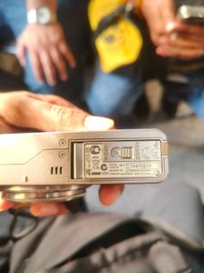 FUJIFILM XF1 Rare Manual Point and Sho