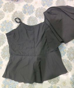 Stylish Black One-Shoulder Top