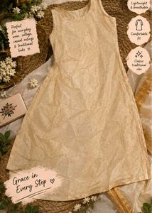 Elegant Beige Textured Sleeveless Kurta