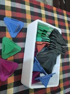 triangle Phone stand