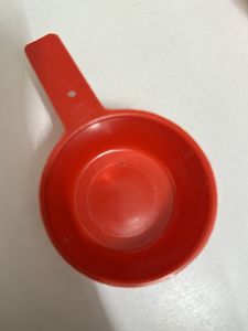 Measuring cups