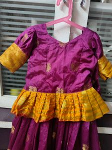 Beautiful Purple Ethnic south indian legnga