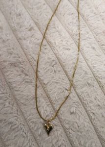 Chic Gold Heart Pendant Necklace