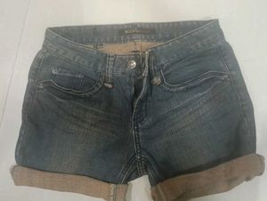 low waist shorts
