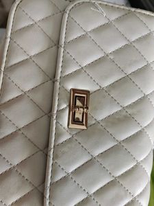 Chic Quilted Crossbody Bag