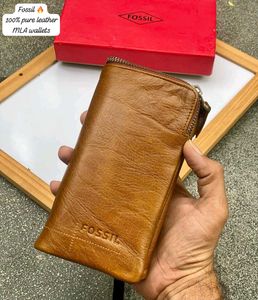*FOSSIL 🔥**✅FIRST TIME EVER IN MARKET**✅MLA WALLE