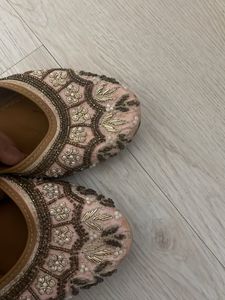 Embellished Juttis with cushioned sole