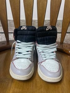 Air Jordan 1 High Sneakers