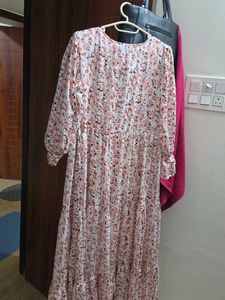 gown