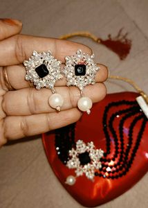 Elegant Necklace Set