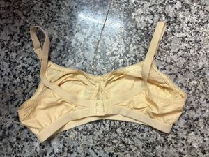 combo of 4 bras