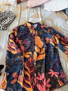 Vibrant Floral Print Button-Up Shirt