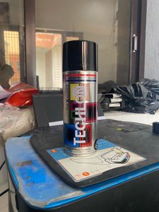 spray paint
