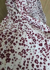 Floral Print Pleated Midi Skirt