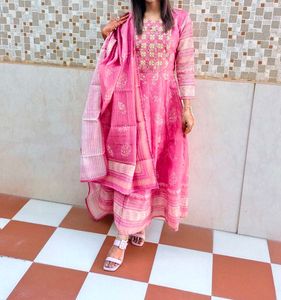 Beautiful Pink Kurta Set