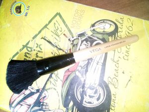 Vega Powder Brush