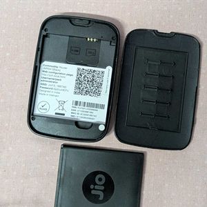 JioFi Portable WiFi Hotspot