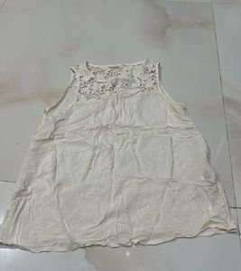 Cream Lace Detail Sleeveless Top