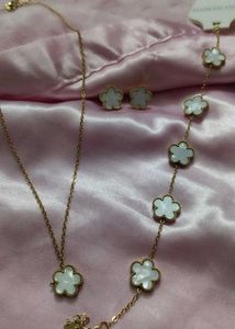 Flower Pendant Necklace &amp; Earrings Set