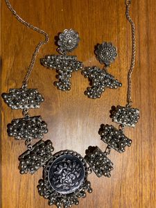 Neck Lace Set