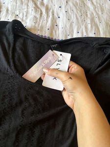 square neck fitted top