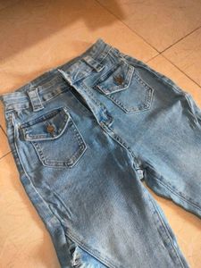 2000's fish cut jeans 🍭🩰🐌🐚🦪
