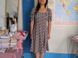 Floral Square Neck Puff Sleeve Dress