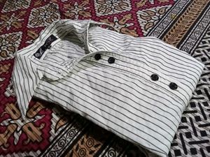 woman Striped fitted Button-Down Shirt