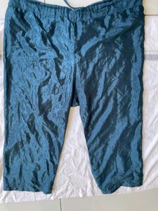 5 tops and 4 pants for 50rs 🟥🟥🟥