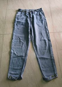 Urbanic mom jeans