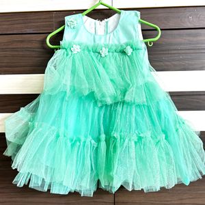 Its too tight for my toddler not used item