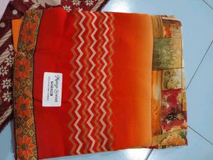 Printed Saree With Unstitched Blouse