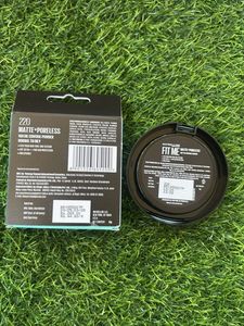 Maybelline Fit Me Matte + Poreless Powder