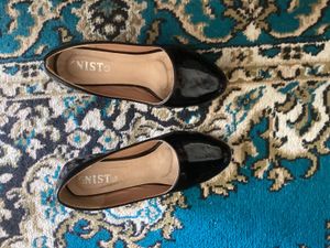 Chic Black Patent Wedge Heels