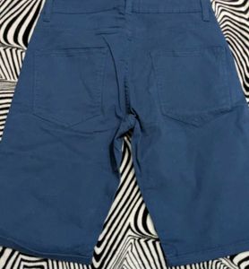 Classic Blue Denim bermuda
