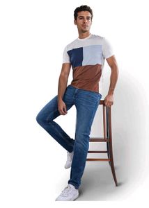 Celio colourblocked regular fit tshirt