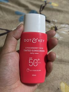 Dot & Key Strawberry Dew Tinted Sunscreen