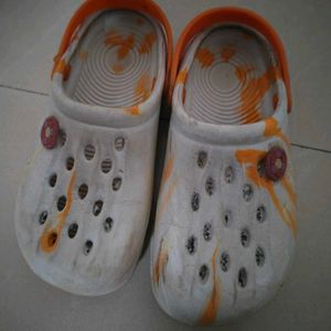 Classic Clogs - Size 7