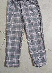 Plaid Slim Fit Pants &amp; pink denim