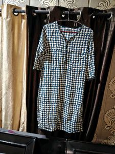 Blue &amp; White Printed Kurta and dupata