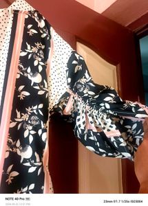 Black white print mini dress