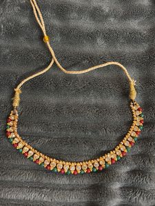 Exquisite Indian Style Necklace with Red and Green
